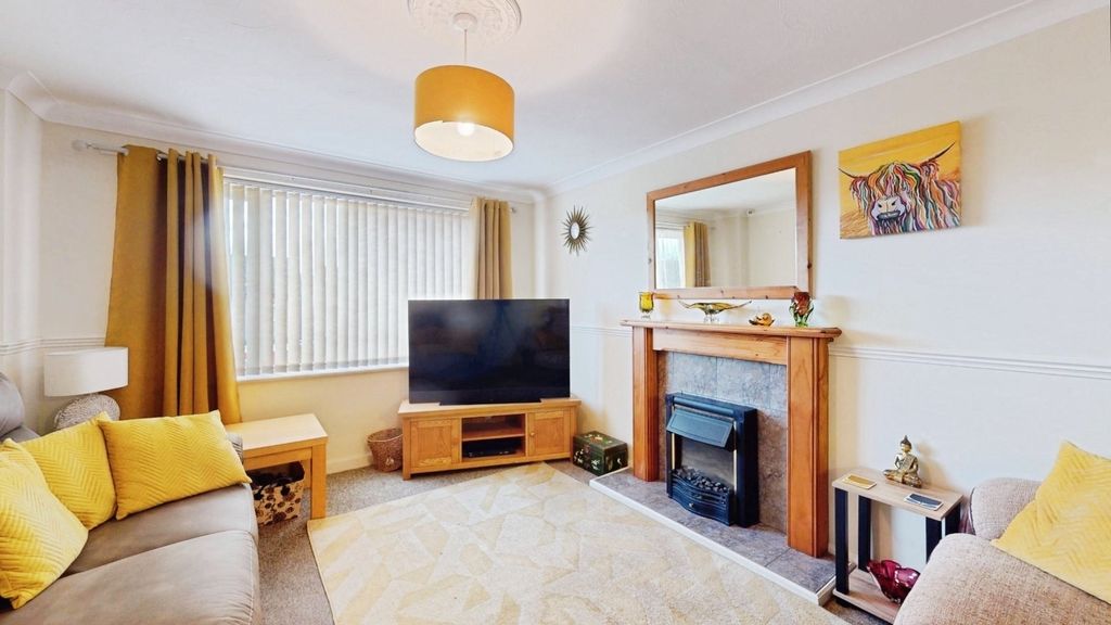 Property photo 2 of 11 Pbox-Img.Jpg