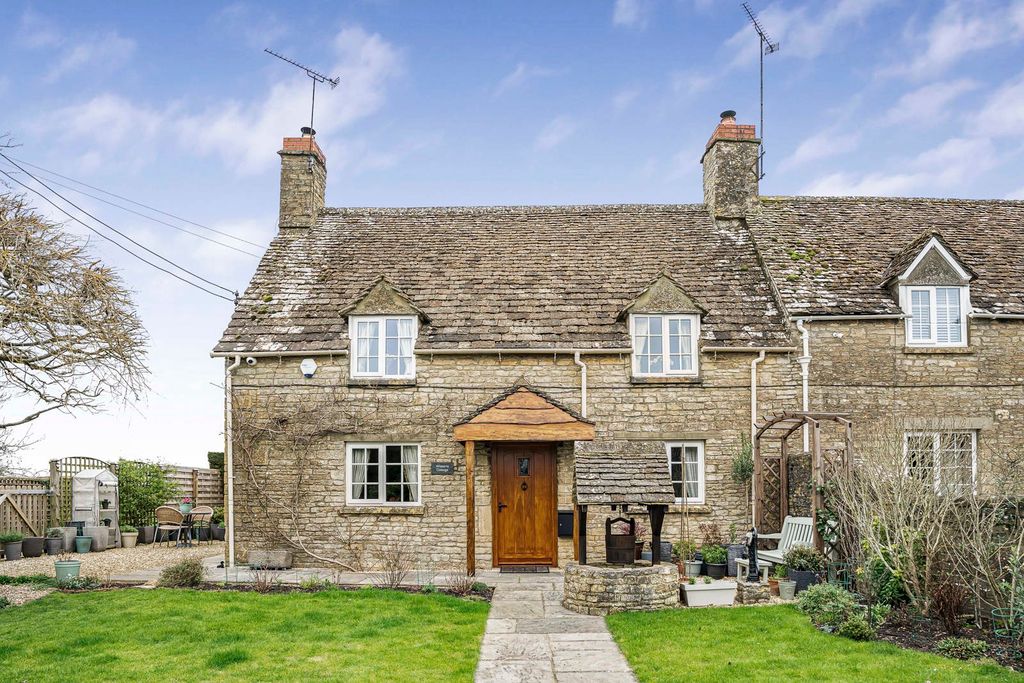 Property photo 1 of 21 Front