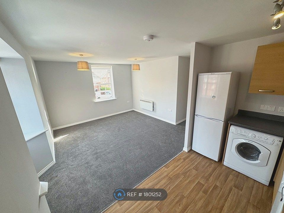 Property photo 2 of 13 Living Area 1