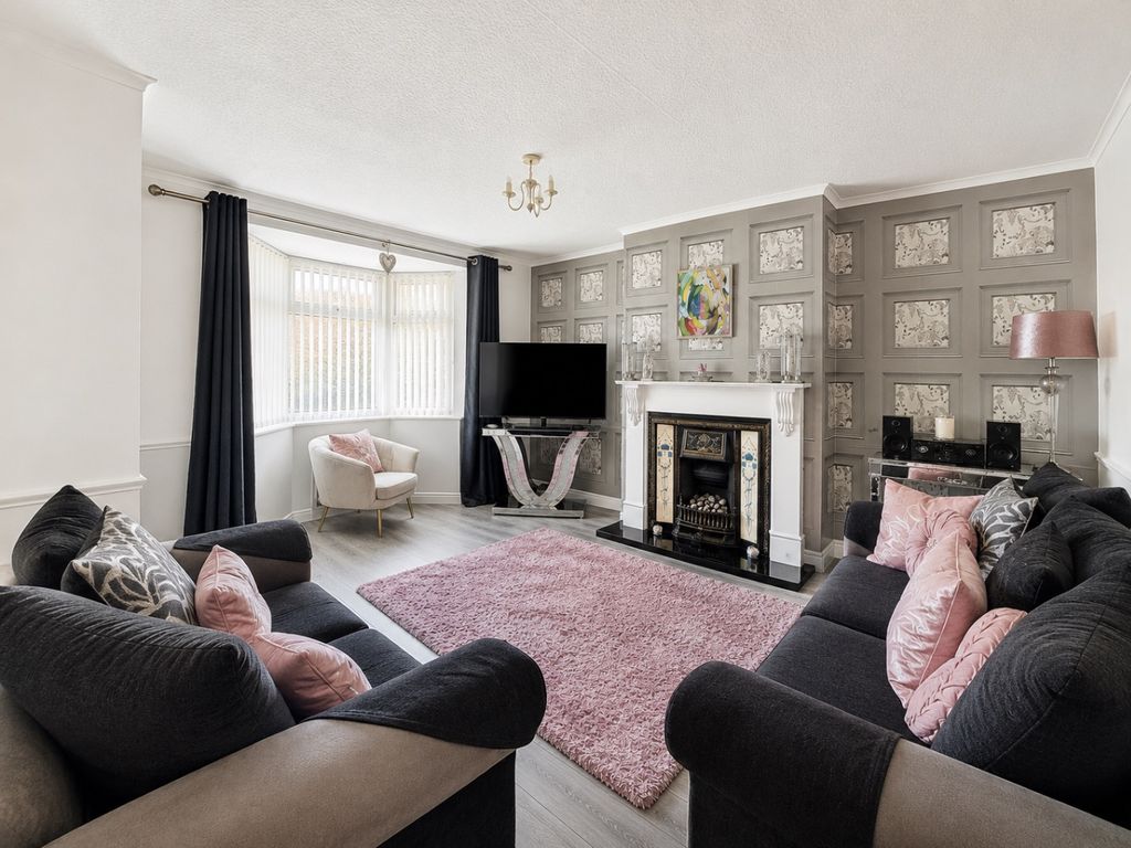 Property photo 2 of 9 5214311