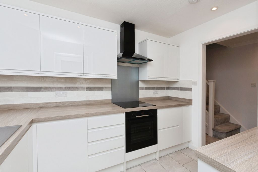 Property photo 3 of 17 Photo