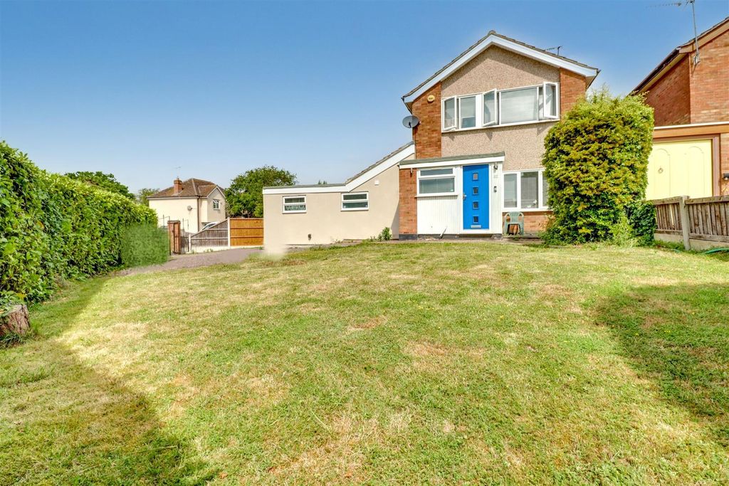 Property photo 1 of 16 32 Viking Way Outside Blurred No.1.Jpg