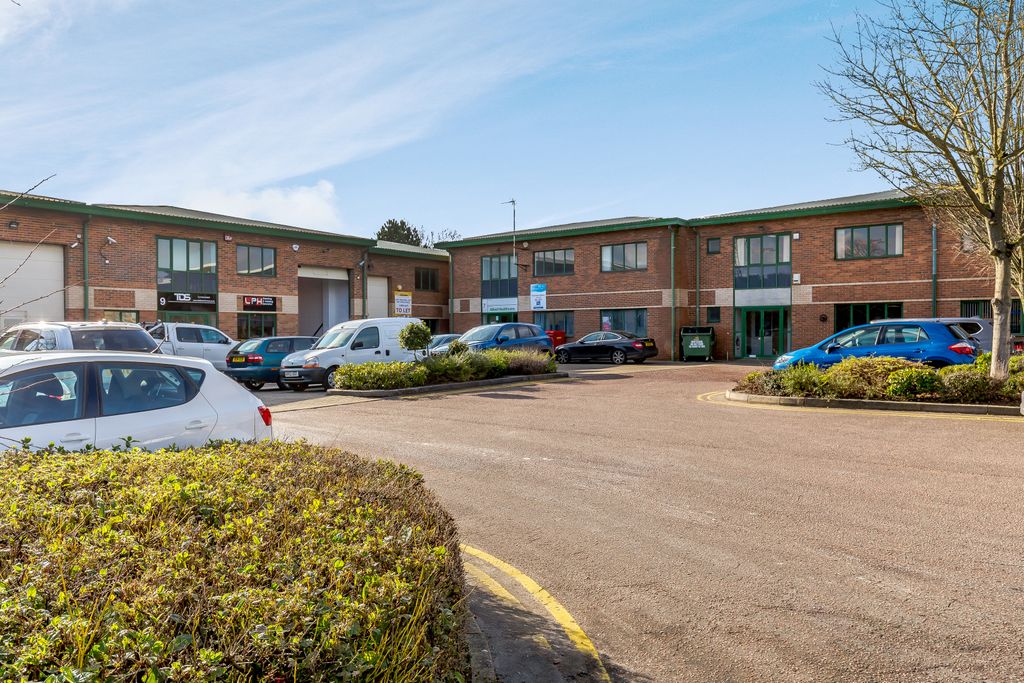 Property photo 1 of 5