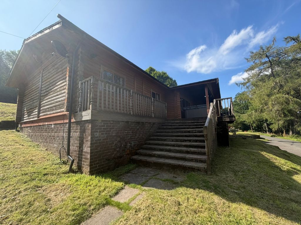 Property photo 3 of 12 3