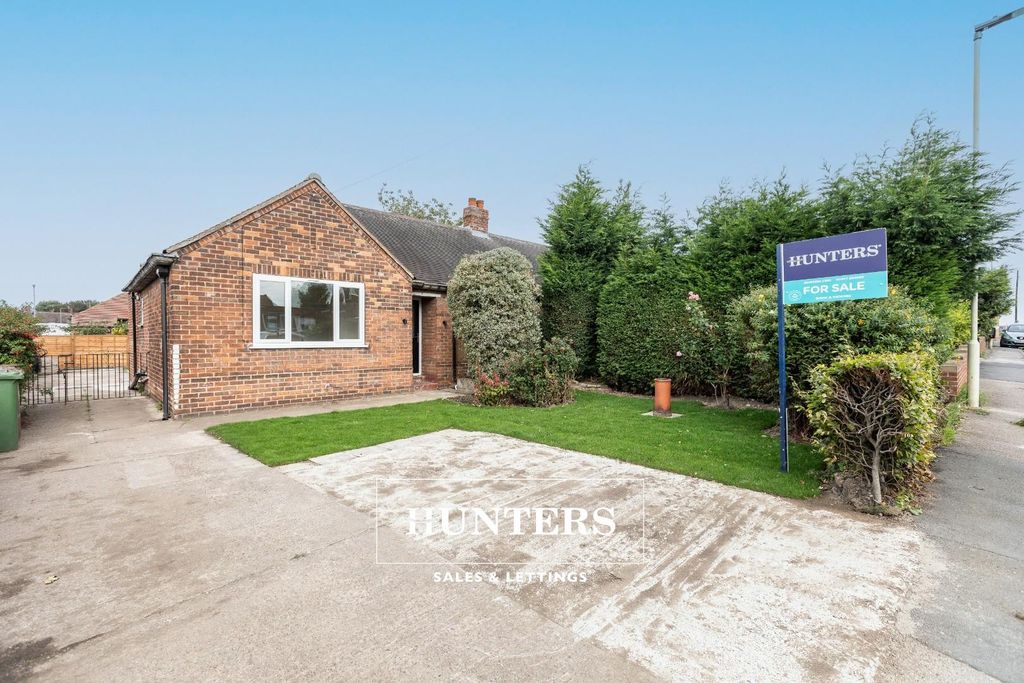 Property photo 1 of 16 Lav_7560-Edit.Jpg