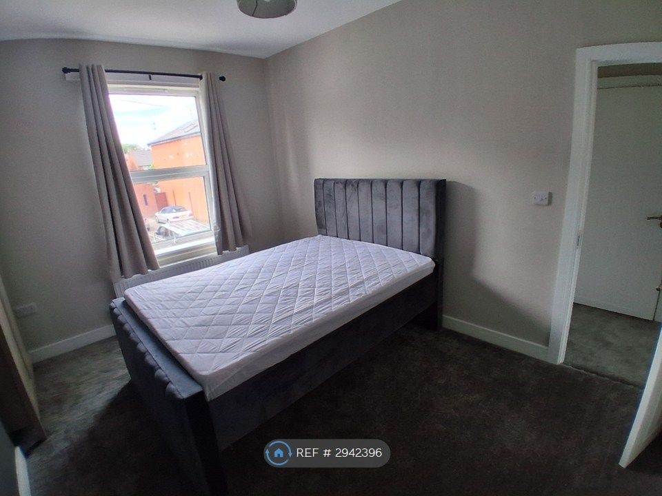 Property photo 3 of 21
