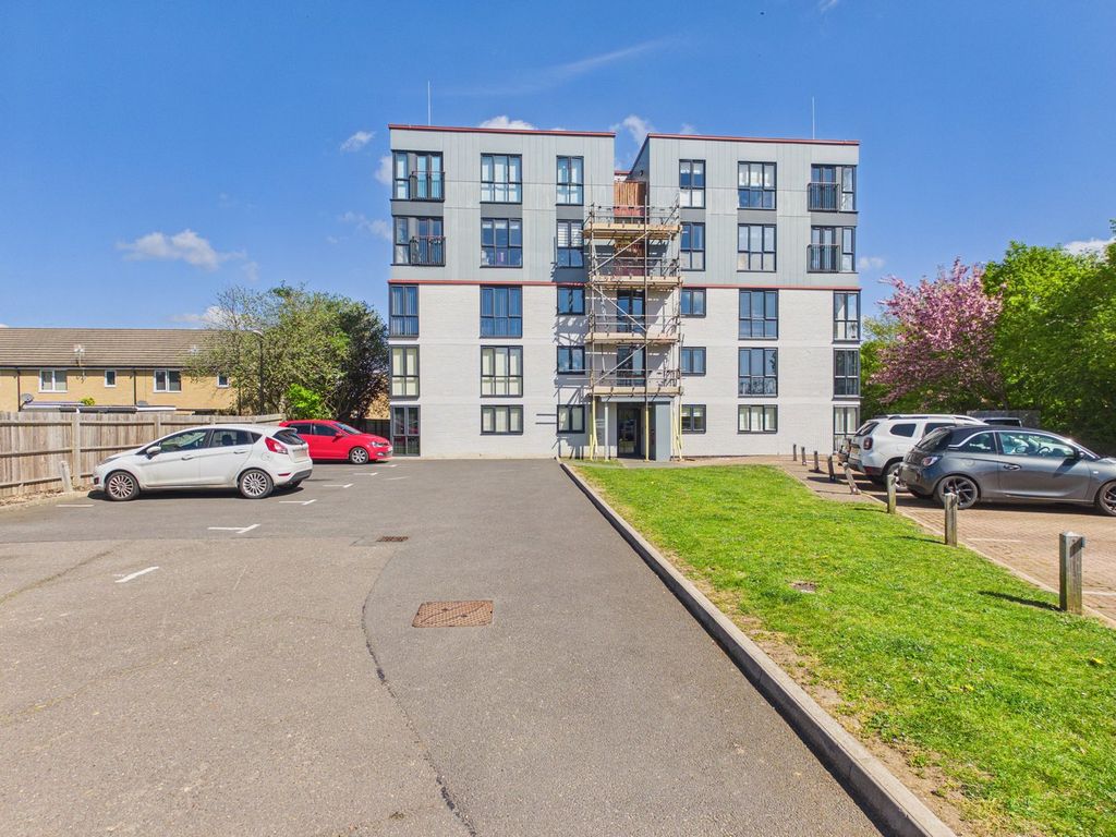 Property photo 1 of 19