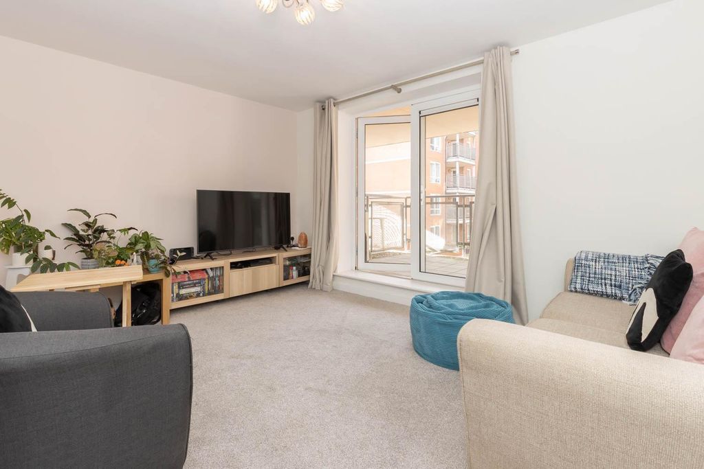 Property photo 1 of 17 Living/Dining Area