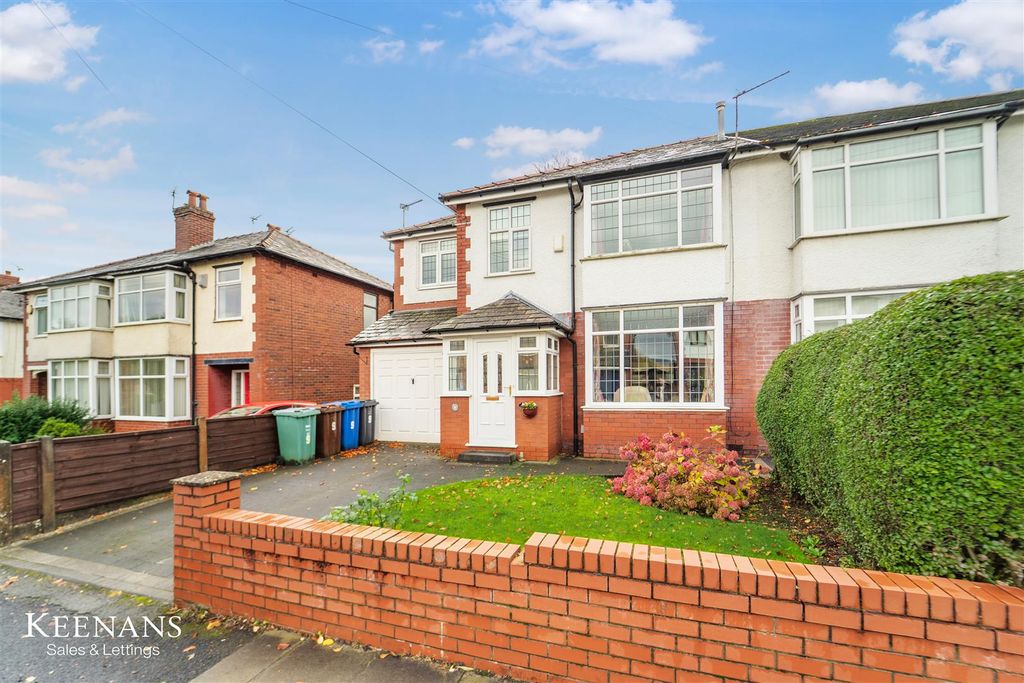 Property photo 2 of 38 3.Jpg