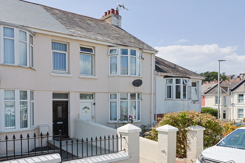 Property photo 1 of 13 5303311