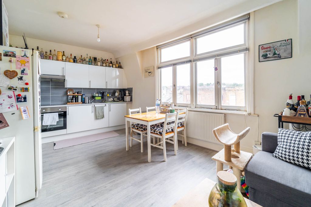 Property photo 1 of 9 Ndb06300