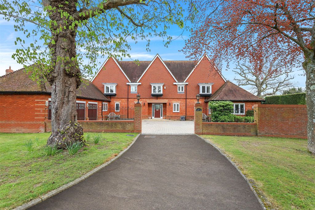 Property photo 1 of 27 Picture No. 46