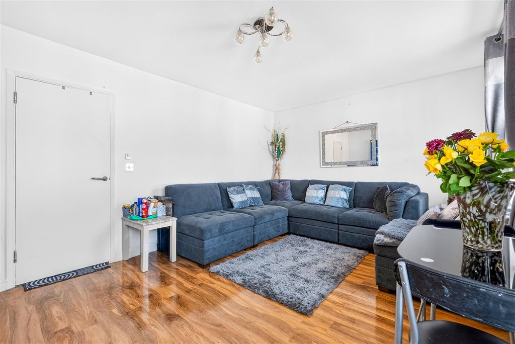 Property photo 3 of 15 3.Jpg