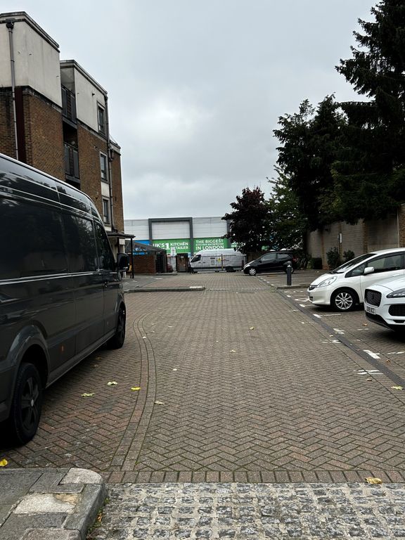 Property photo 2 of 9