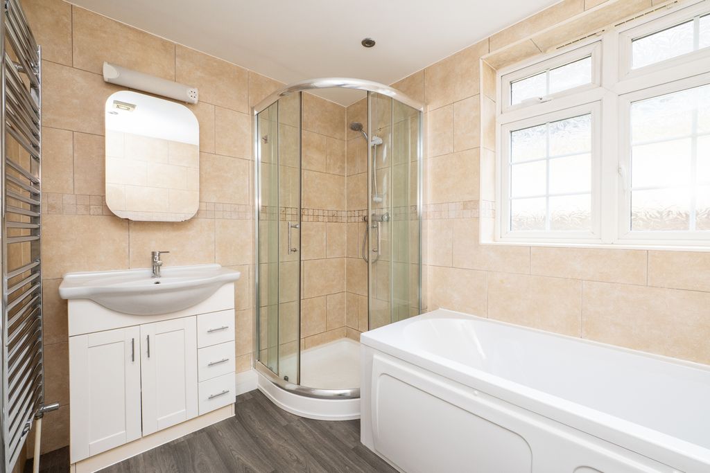 Property photo 2 of 14 Picture No. 44