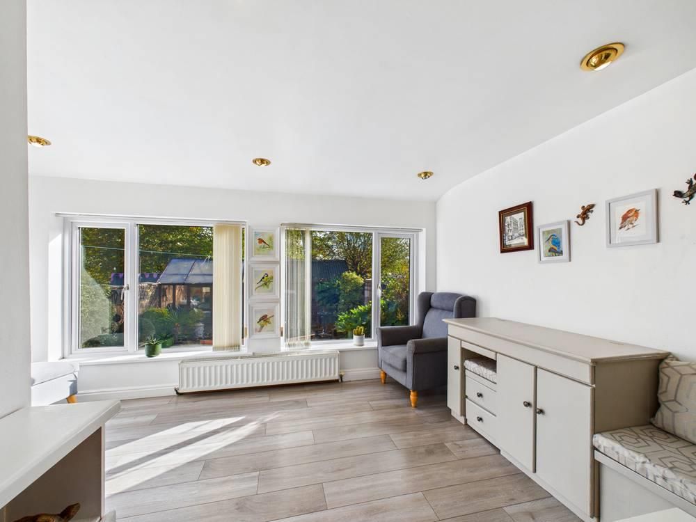 Property photo 3 of 24