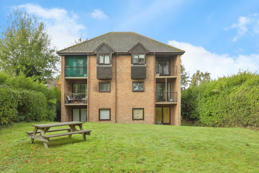 Property photo 1 of 12 Photo