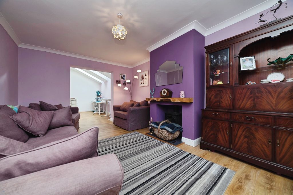 Property photo 3 of 18