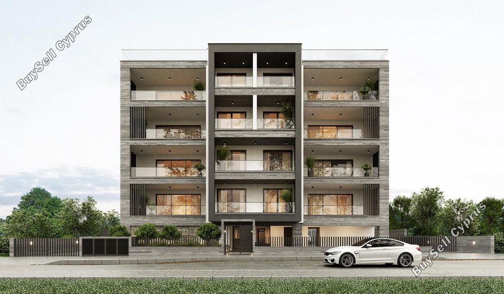 Property photo 3 of 34