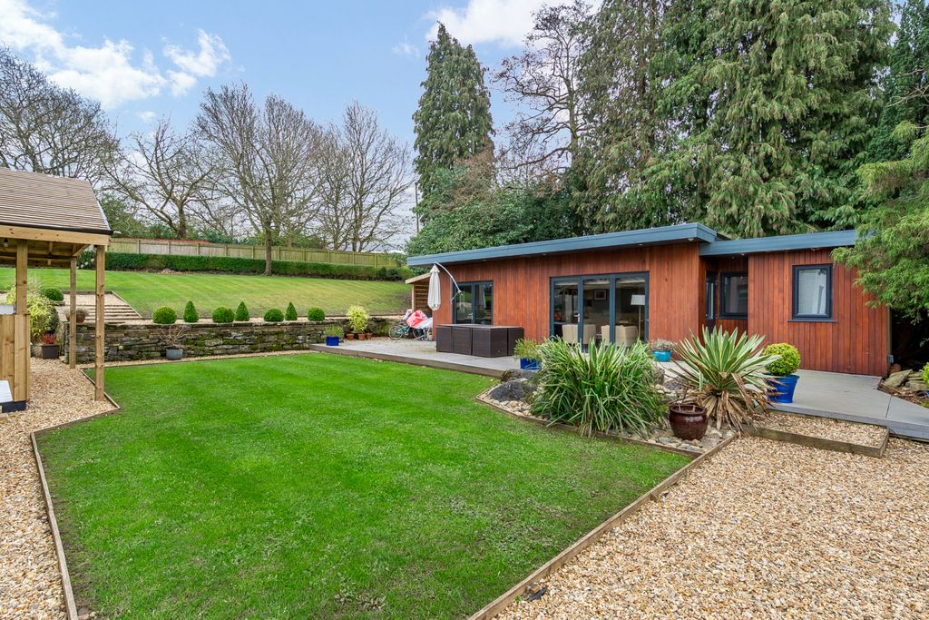 Property photo 3 of 41 Annexe