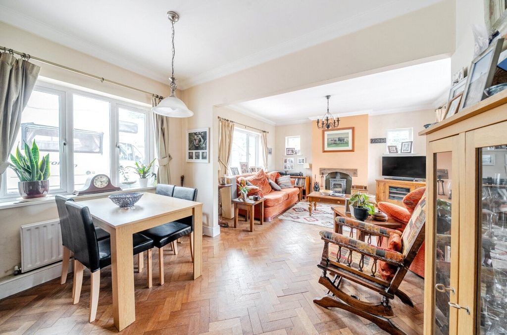 Property photo 3 of 29 Picture No. 21