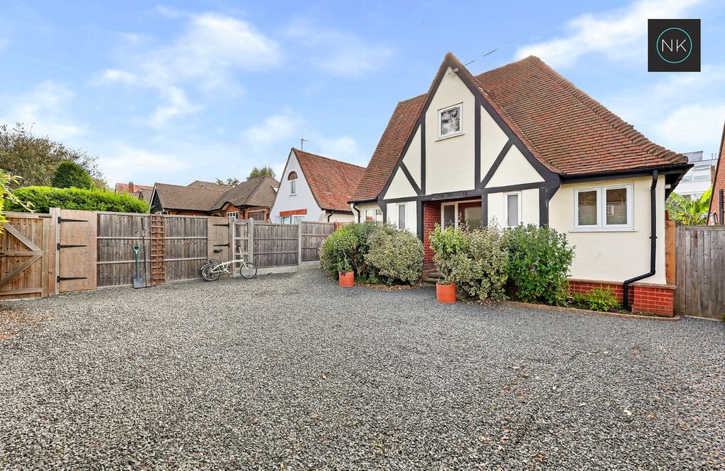 Property photo 1 of 25 5674531