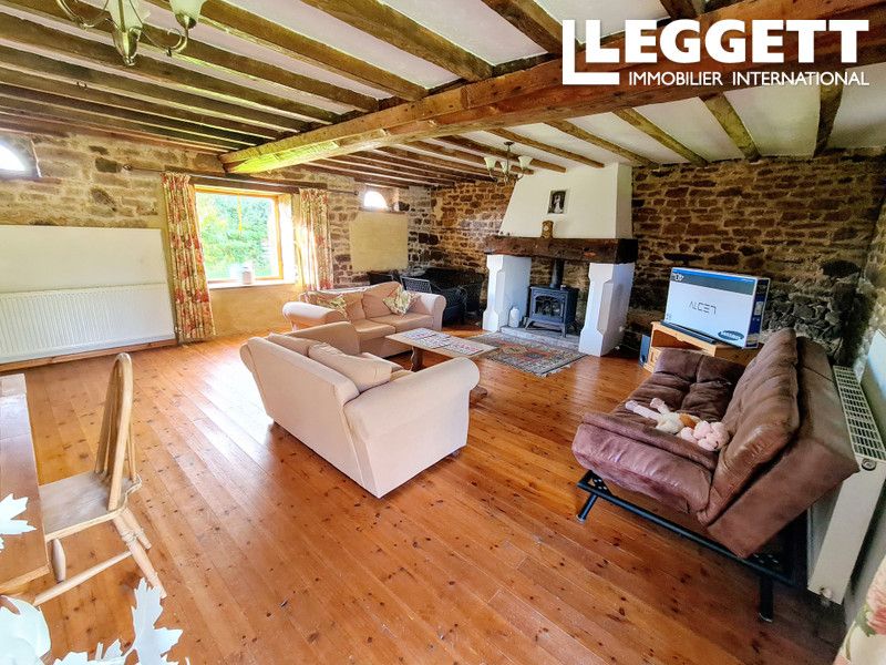 Property photo 3 of 10