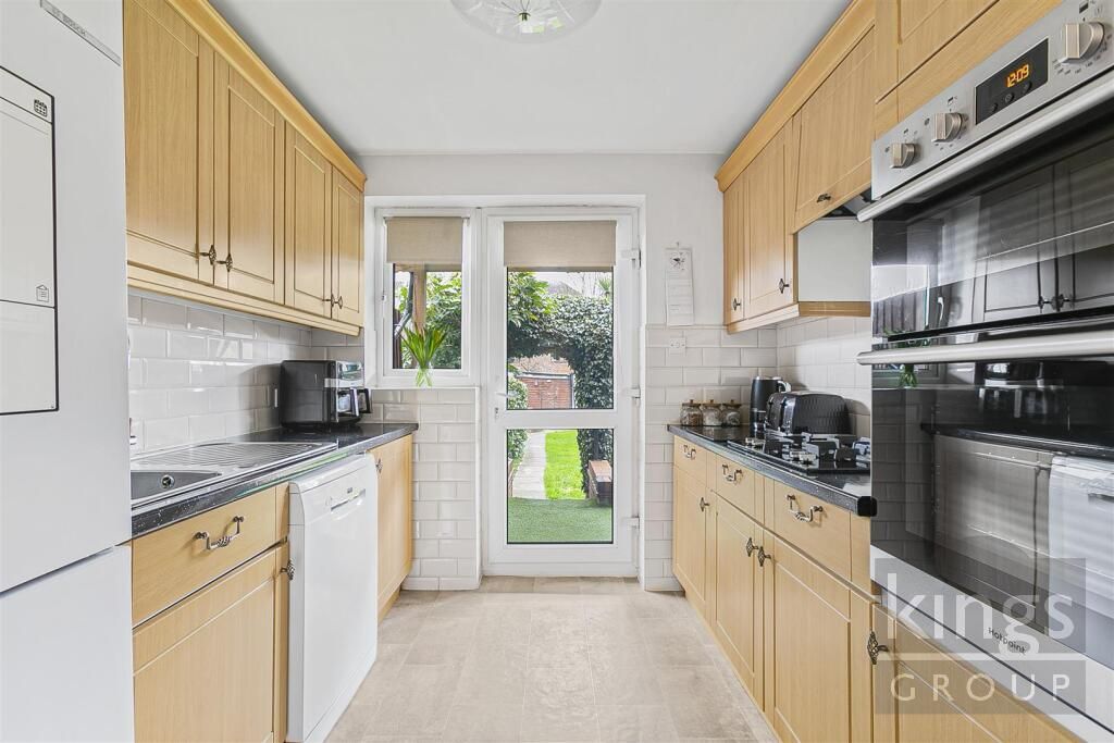 Property photo 3 of 19