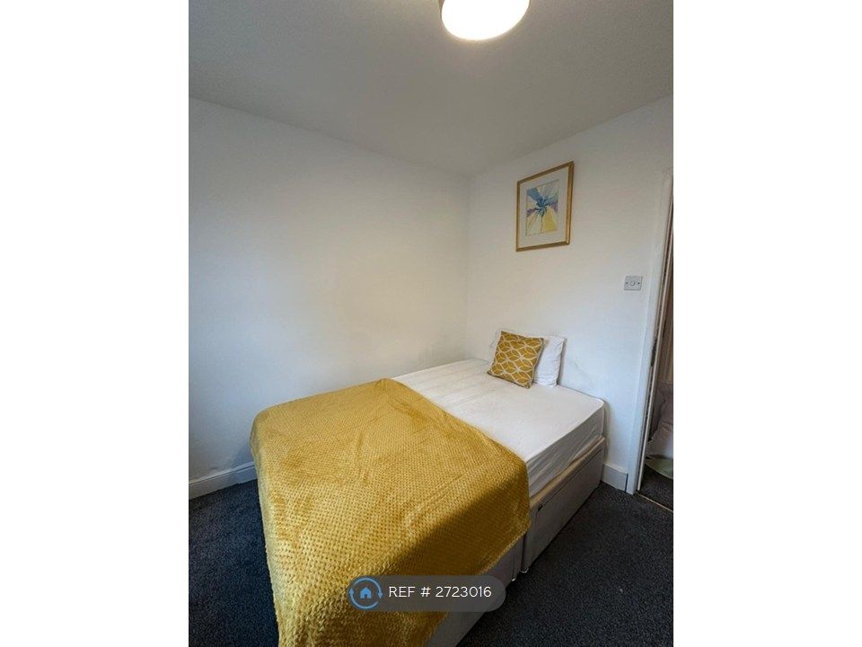 Property photo 3 of 26