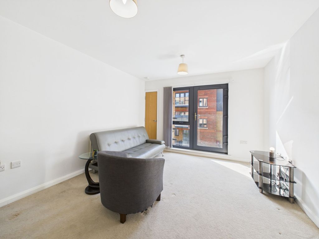 Property photo 3 of 11