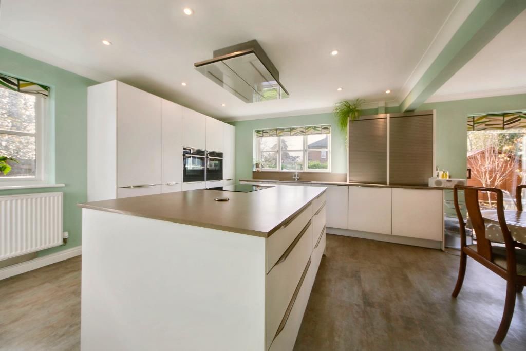 Property photo 1 of 19 Kitchen Diner (1) (Portal Size).Jpg