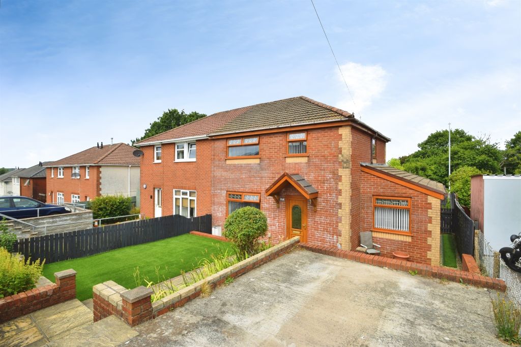 Property photo 1 of 21