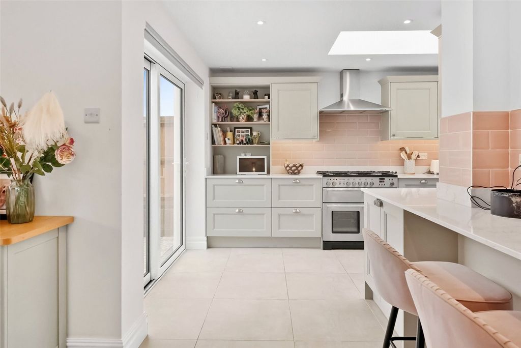 Property photo 2 of 17 Picture No. 07