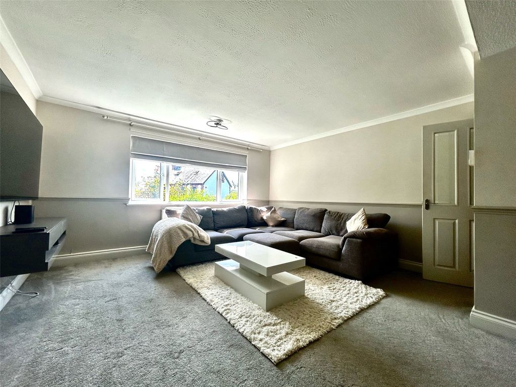 Property photo 3 of 10 Picture No. 05