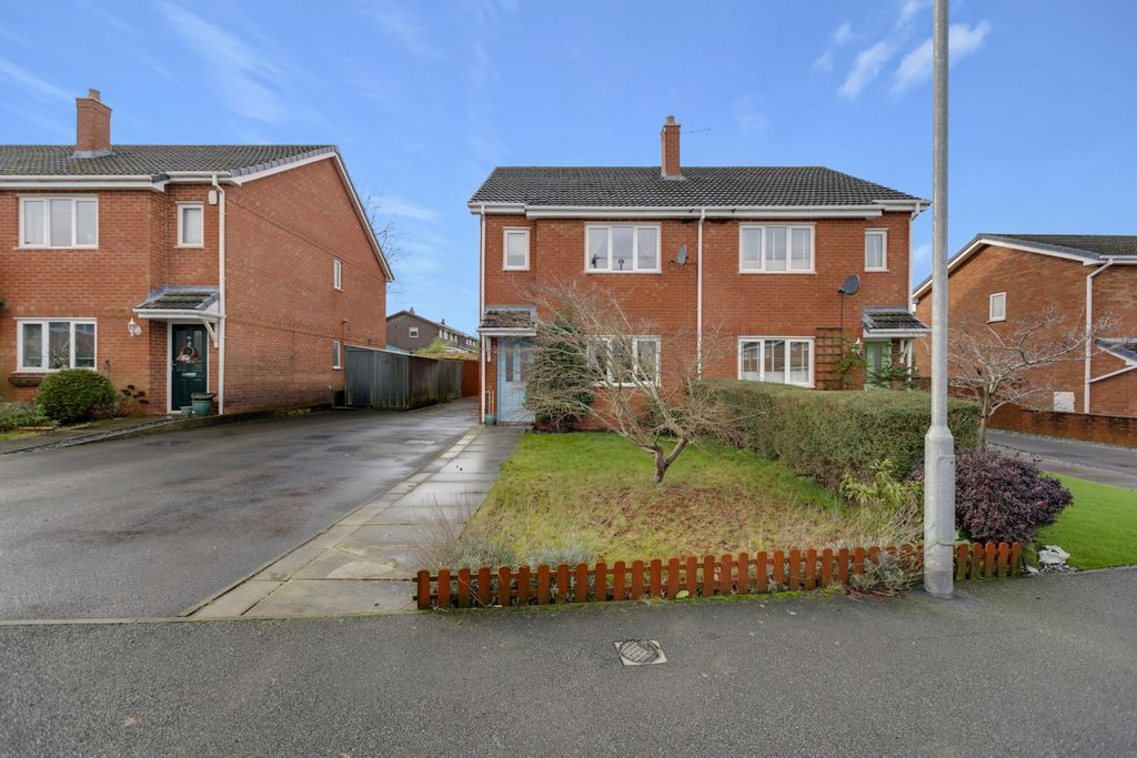 Property photo 1 of 23 4793331