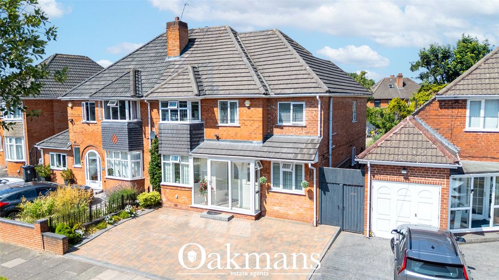 Property photo 1 of 37 Picture No. 03