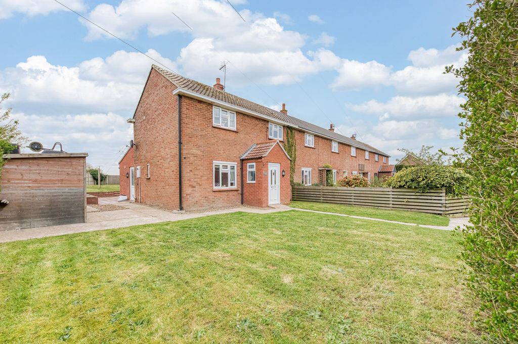 Property photo 1 of 21