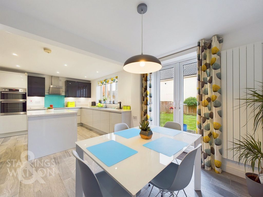 Property photo 2 of 30