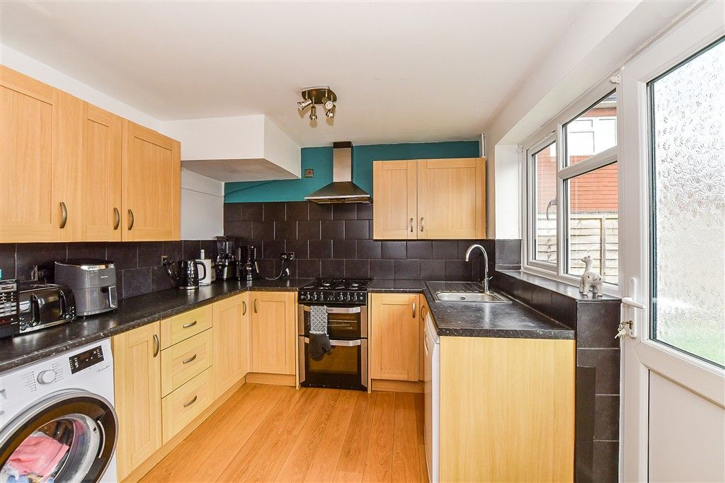 Property photo 3 of 11 Kitchen/Diner