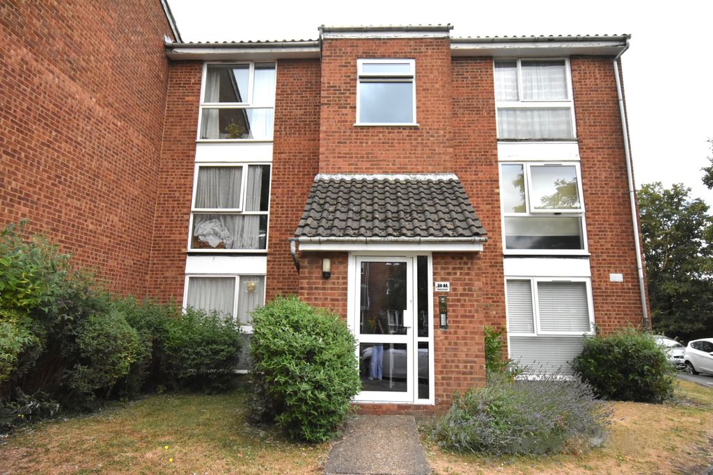 Property photo 1 of 6