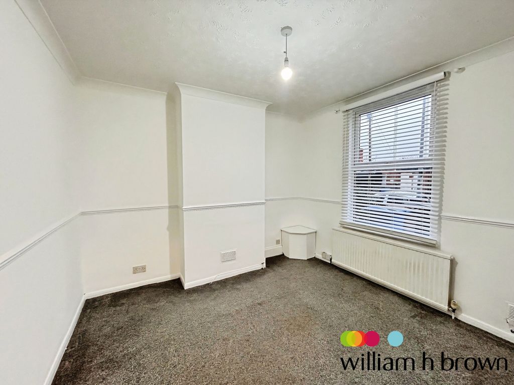 Property photo 2 of 12 Living Room