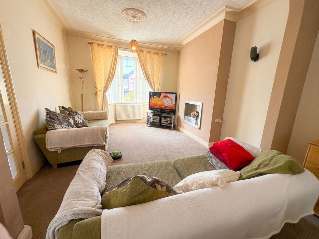 Property photo 2 of 24