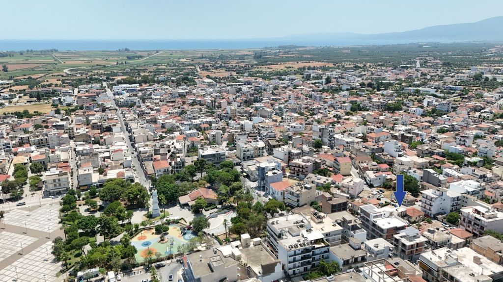 Property photo 2 of 10