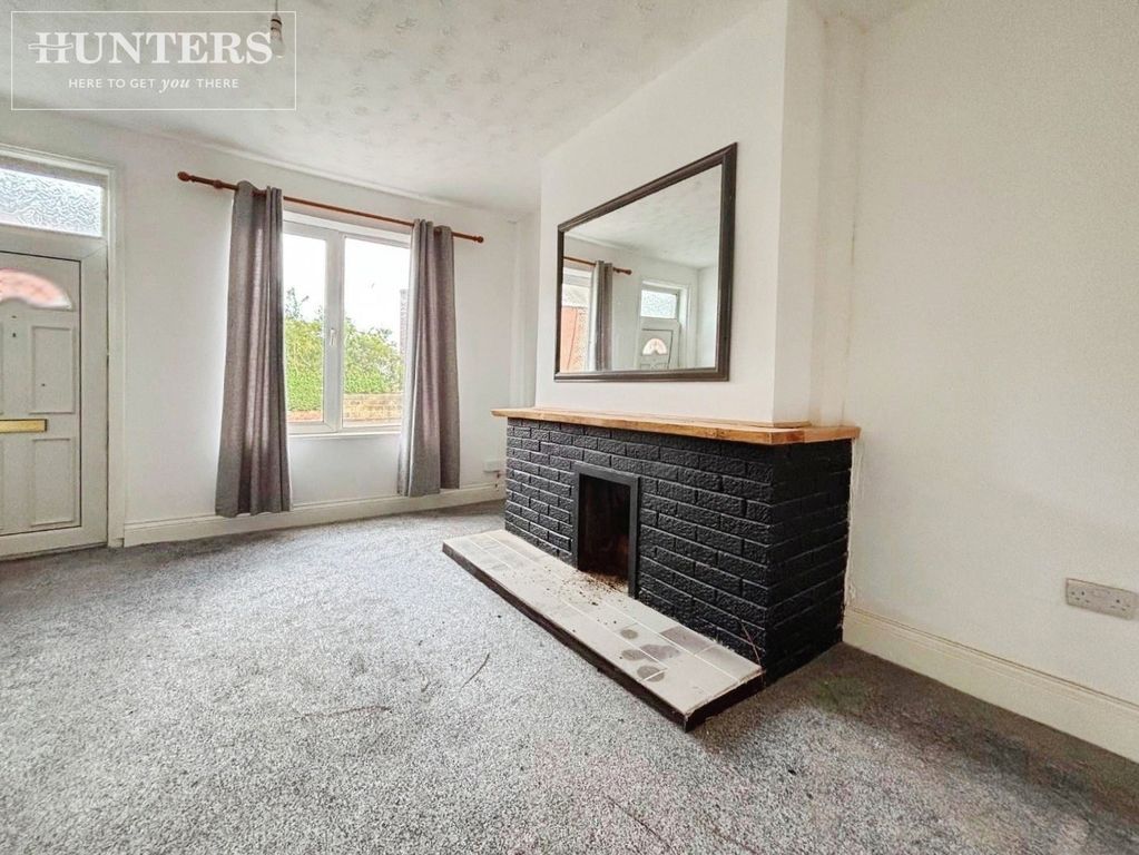 Property photo 2 of 8 Pbox-Img.Jpg