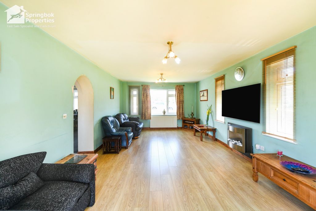 Property photo 3 of 15 Image 2