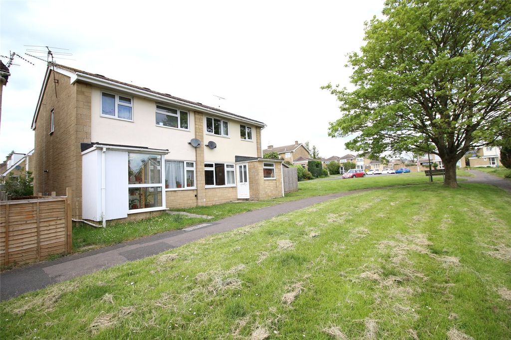 Property photo 1 of 9 Picture No. 11