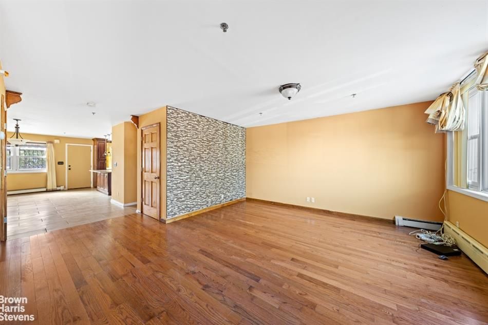 Property photo 3 of 8 <Alttext/>