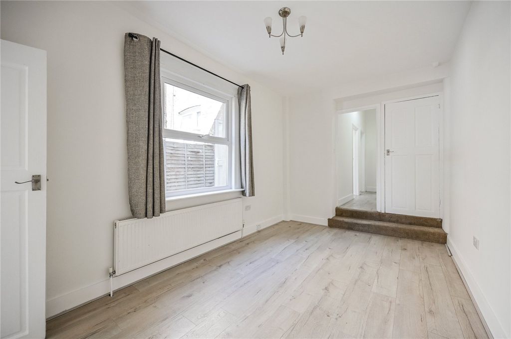 Property photo 3 of 13 Picture No. 09