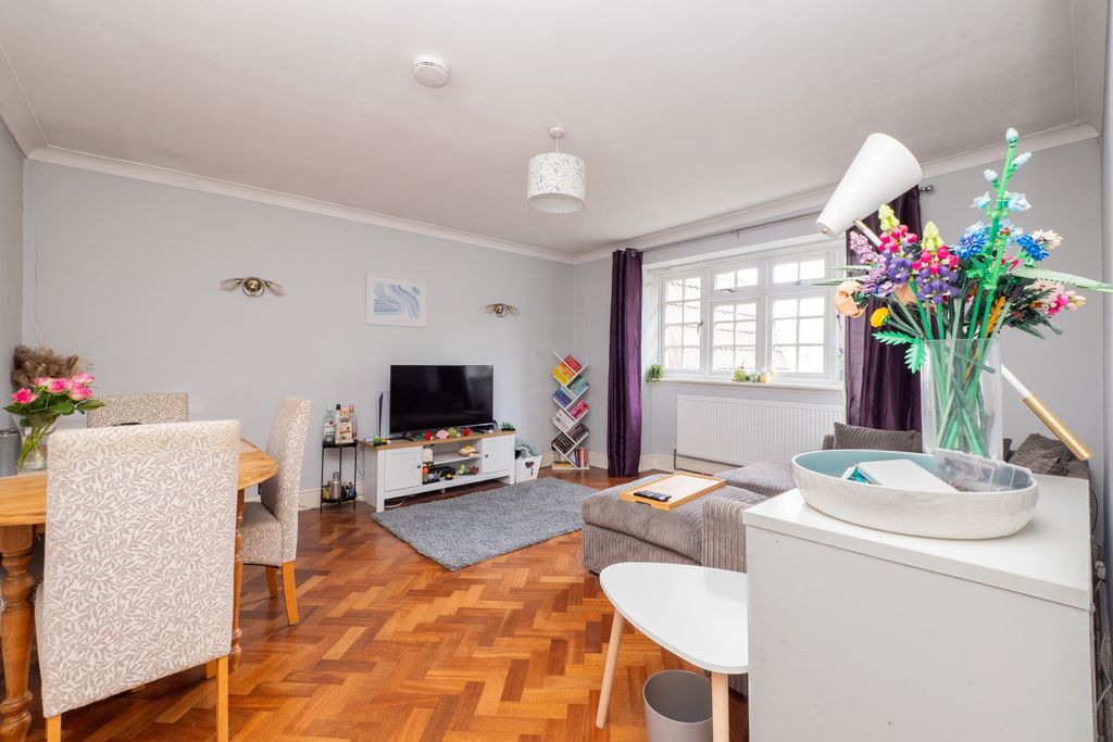 Property photo 3 of 12 Picture No. 05