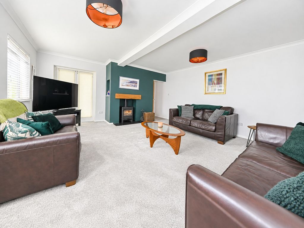Property photo 3 of 17 Photo 11
